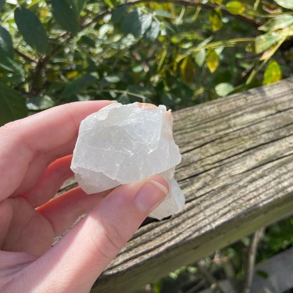 Apophyllite and green and pink peach zeolite/stilbite crystal cluster - Picture 4 of 10